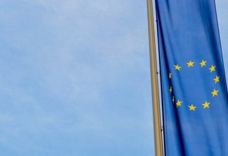 União Europeia discutirá teto de preço do gás e crédito de emergência