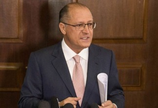 Bolsonaro é chamado de 'Bozo' por Alckmin