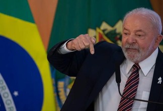 Lula: Por que Brasil e Argentina têm que fazer comércio em dólar?