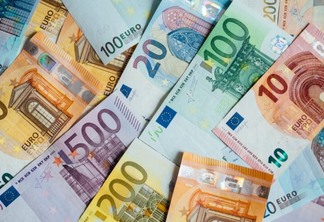 Euro: pela primeira vez em cerca de 20 anos