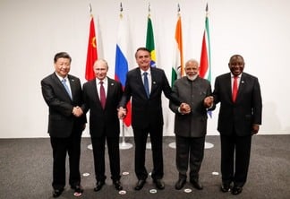 BRICS irão criar moeda de reserva internacional