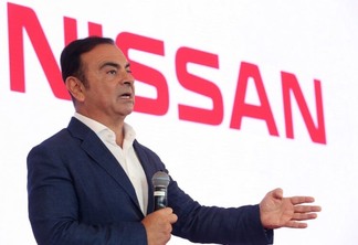 Ex-CEO da Nissan processa montadora em US$ 1 bilhão