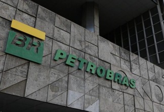 Petrobras: governo avalia desestatização com venda de ações do BNDES