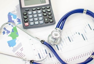 Preços de planos de saúde empresariais saltam até 133%