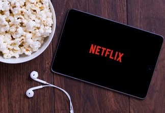 Ação da Netflix atinge menor patamar em dois anos