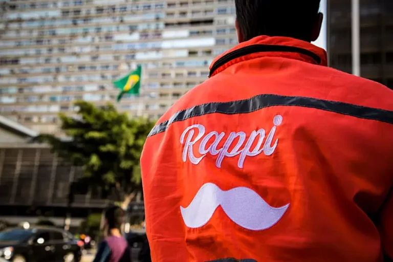 Rappi é condenada pelo TRT-2 a registrar carteira de entregadores / Divulgação